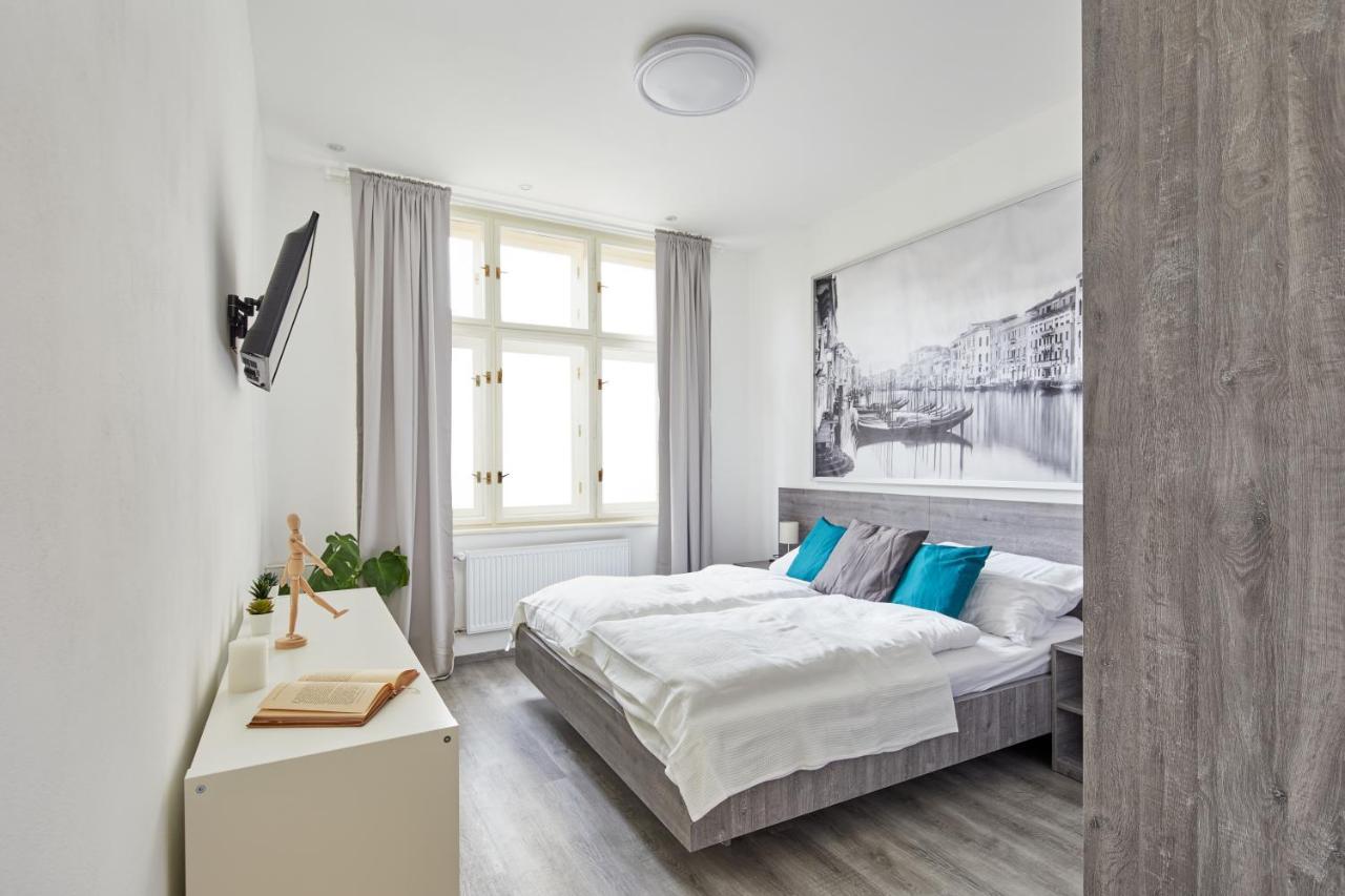 Minimalist Apartment On Wenceslas Square By Prague Days Dış mekan fotoğraf